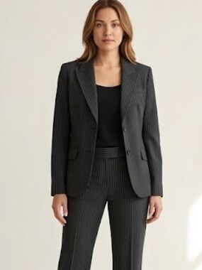 Nygård Collection Pinstripe Blazer - Size 6 - Professional Office Charcoal Black